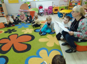 Zajęcia biblioteczne u Biedronek