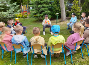 "Czytanie pod chmurką"