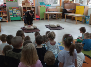 Pierwsza pomoc - spotkanie ze strażakami